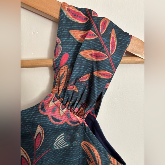 Averie Halley Ruched Floral Midi Dress Size Small - Picture 9 of 11